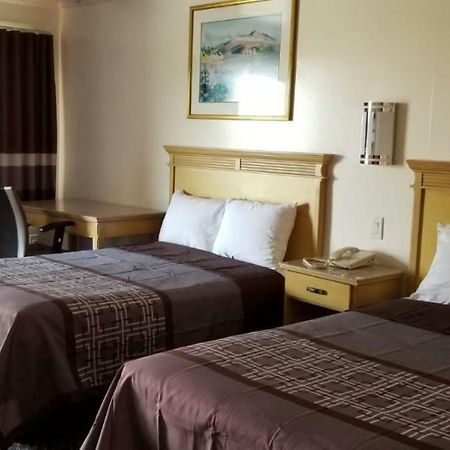 Budget Lodge Newport News Exteriér fotografie