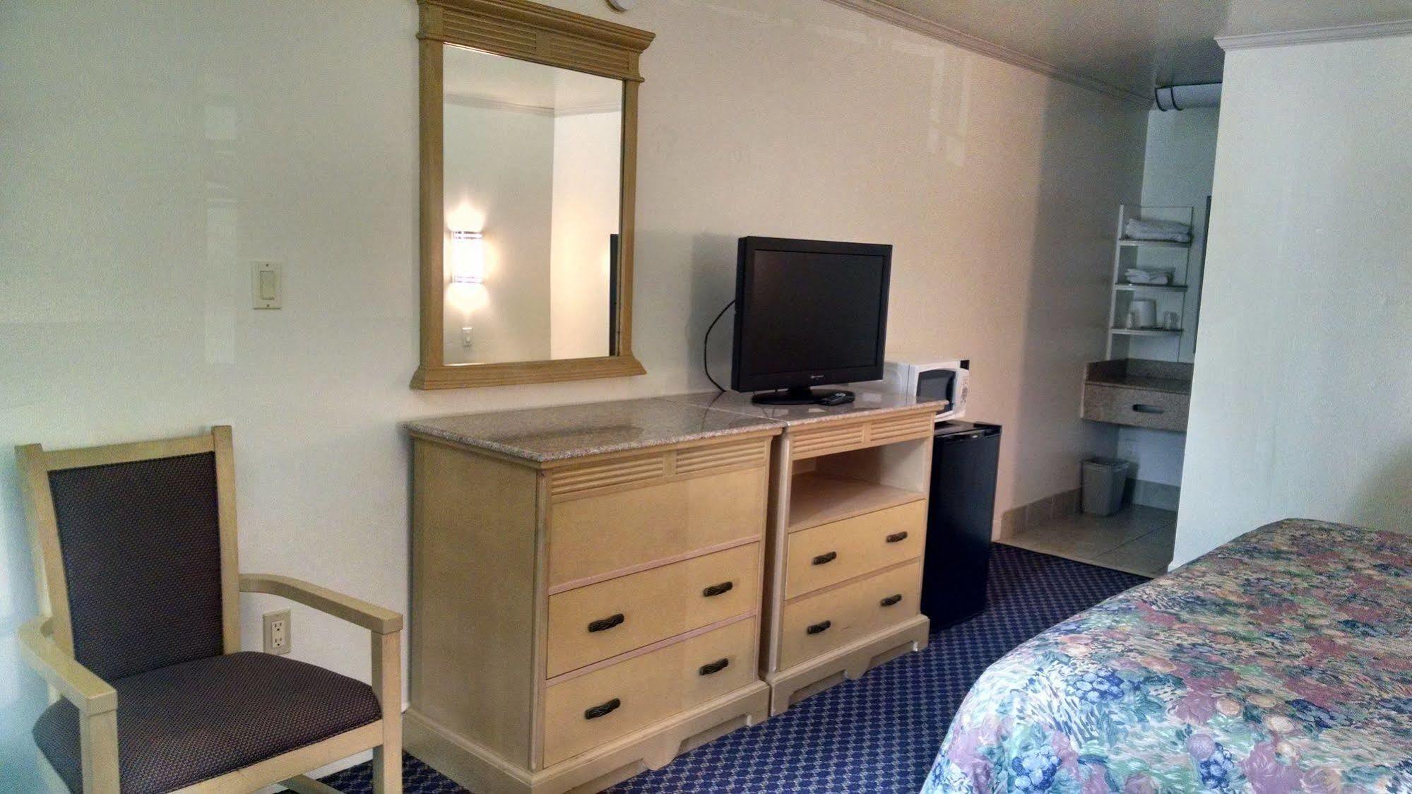 Budget Lodge Newport News Exteriér fotografie