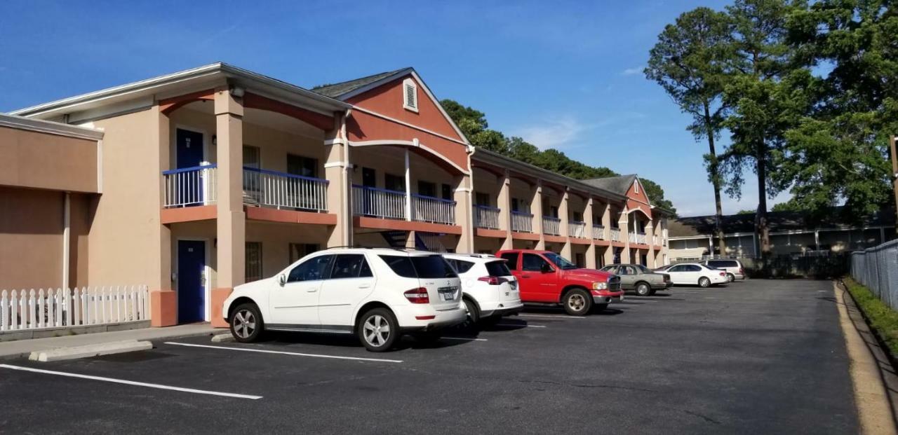 Budget Lodge Newport News Exteriér fotografie